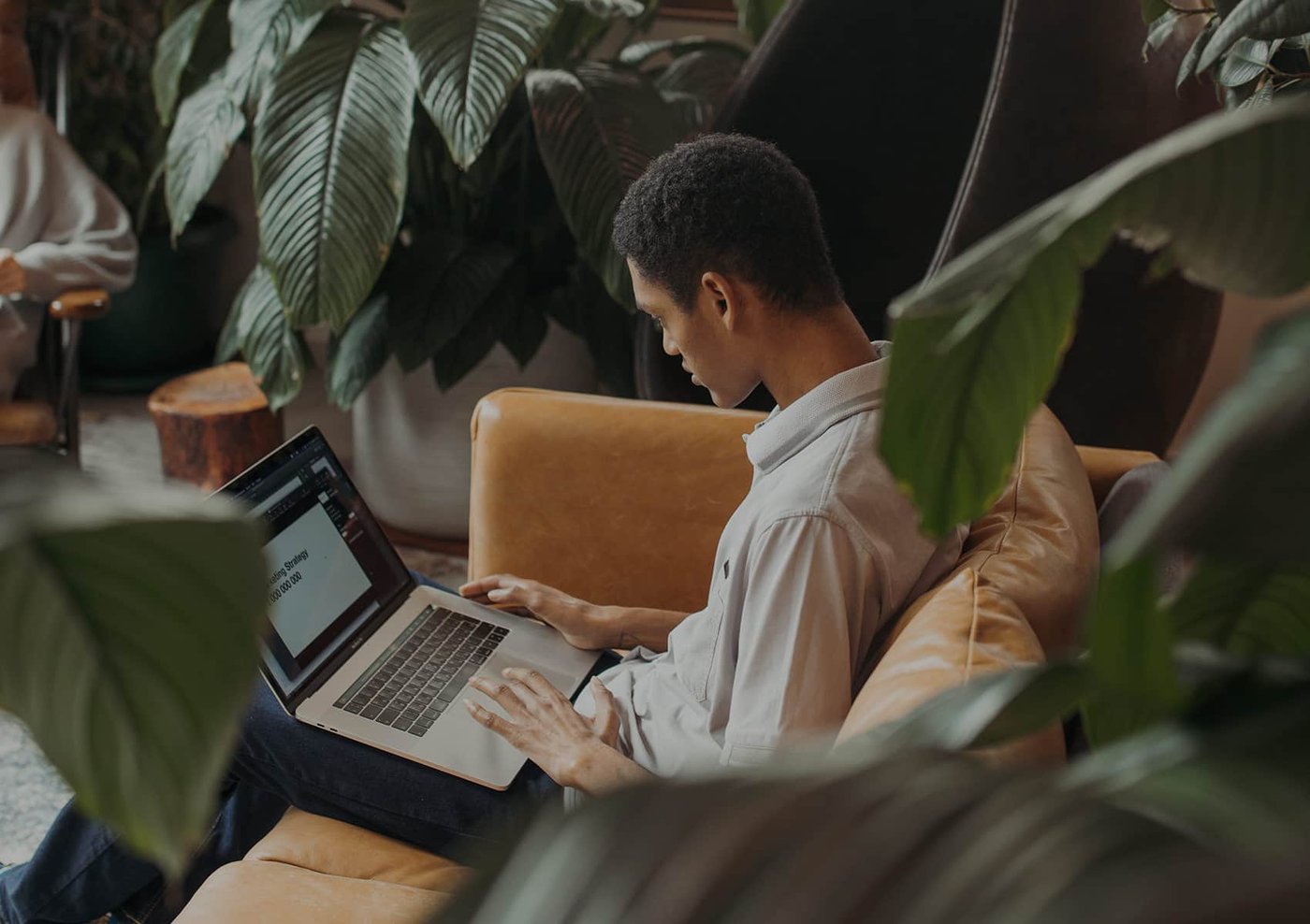 green_man_laptop